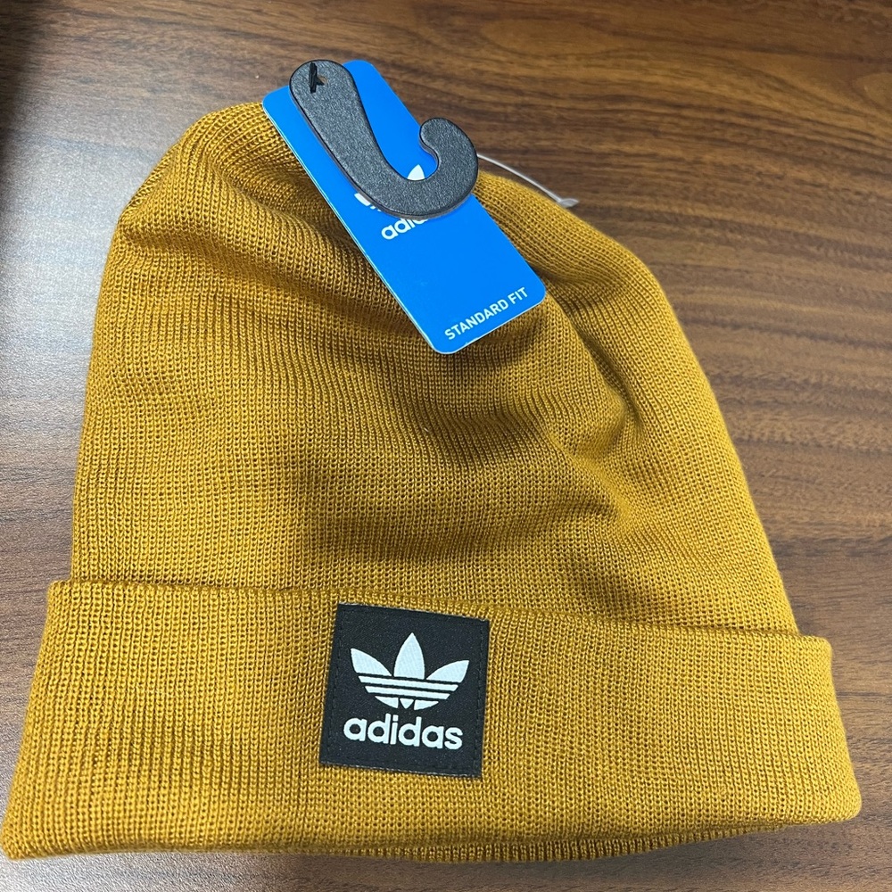 Adidas hat unisex NWT